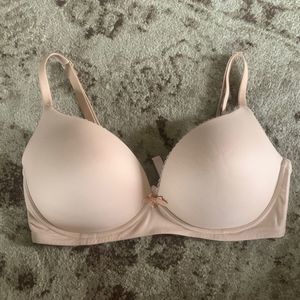 Victoria’s Secret tan body by Victoria unlined bra size 36DD